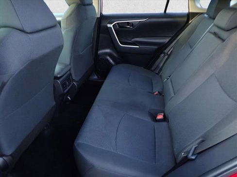 Used 2023 Toyota RAV4 LE image 9