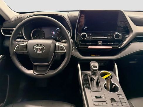 Certified 2026 Toyota Highlander XLE AWD/4WD image 20