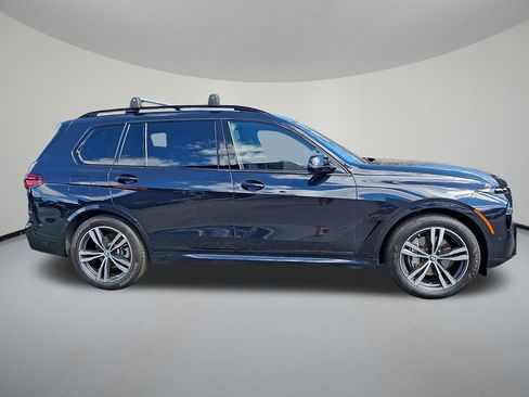 Used 2025 BMW X7 xDrive40i w/ M Sport Package image 7