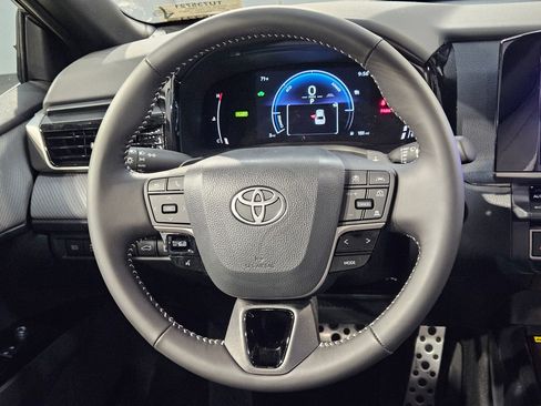 New 2026 Toyota Camry SE FWD image 14