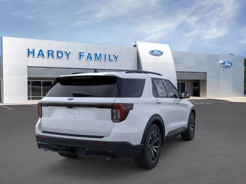 Used 2026 Ford Explorer ST-Line RWD image 8