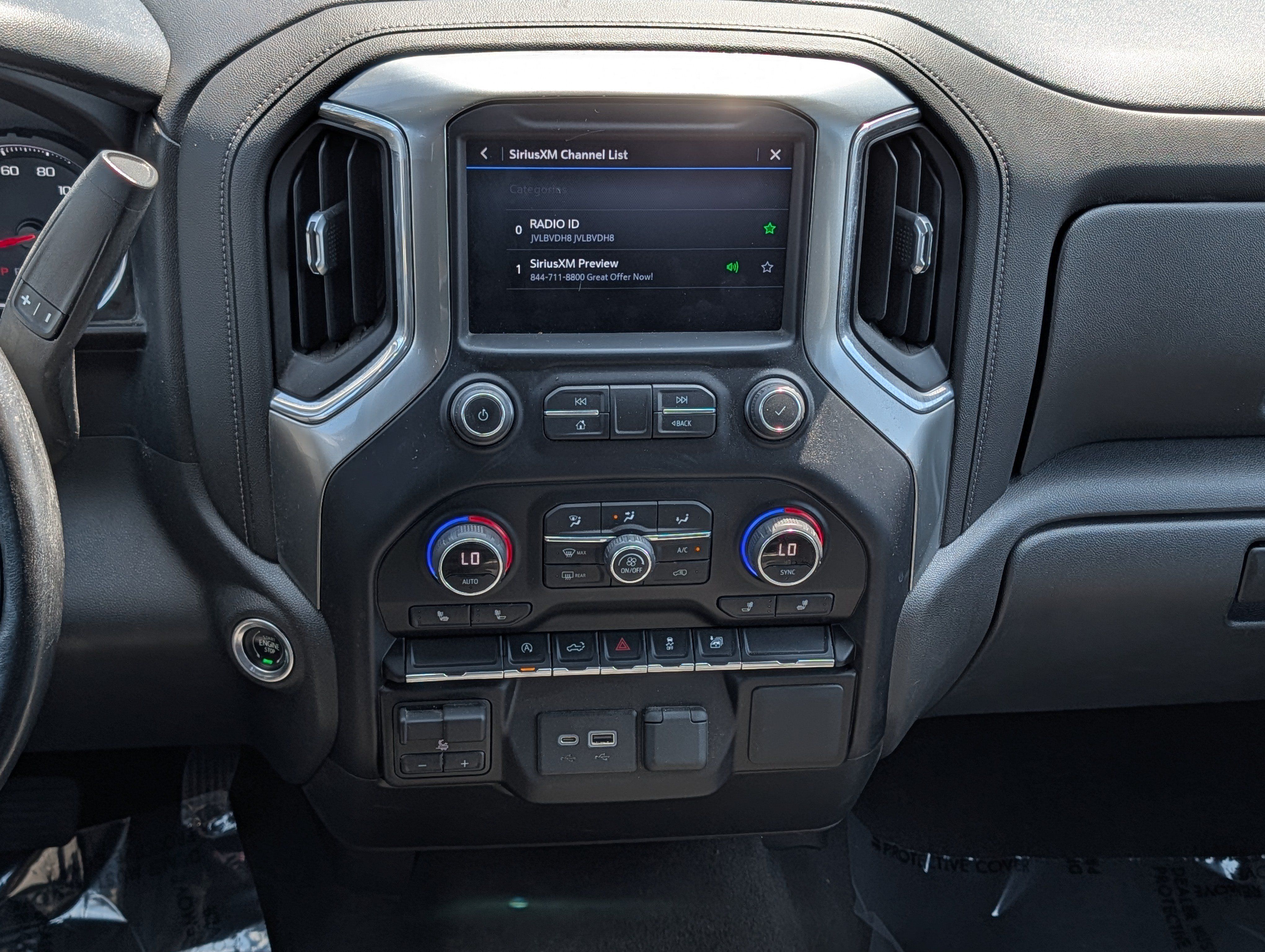 Used 2021 Chevrolet Silverado 1500 LT AWD/4WD image 16