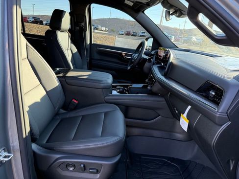 New 2026 Chevrolet Tahoe LT image 12