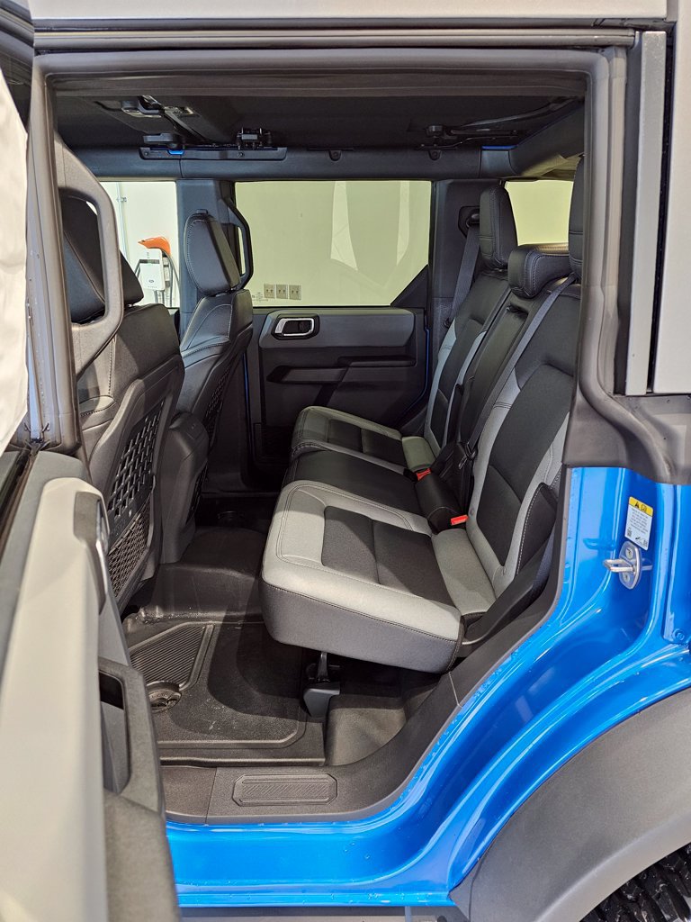 Used 2024 Ford Bronco Big Bend w/ Sasquatch Package AWD/4WD image 33