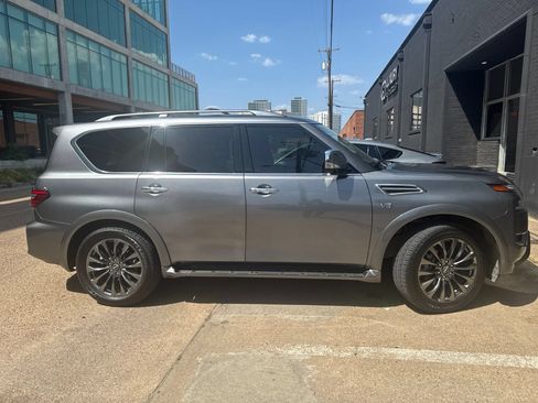Used 2022 Nissan Armada Platinum w/ Captain's Chairs Package RWD image 1