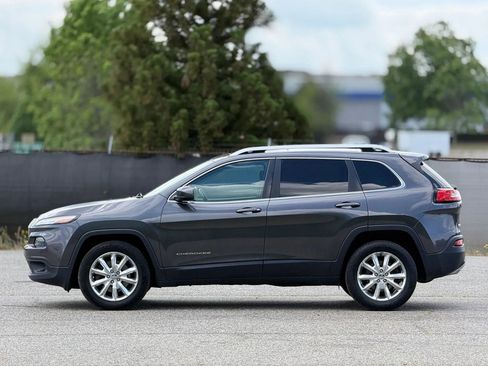 Used 2016 Jeep Cherokee Limited AWD/4WD image 8