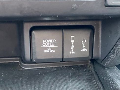 Used 2017 Honda Pilot Touring image 25