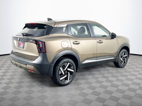 New 2026 Nissan Kicks SV FWD image 29