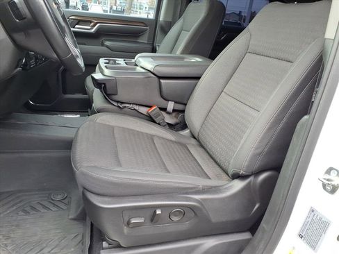 Used 2024 Chevrolet Silverado 2500 LT image 12