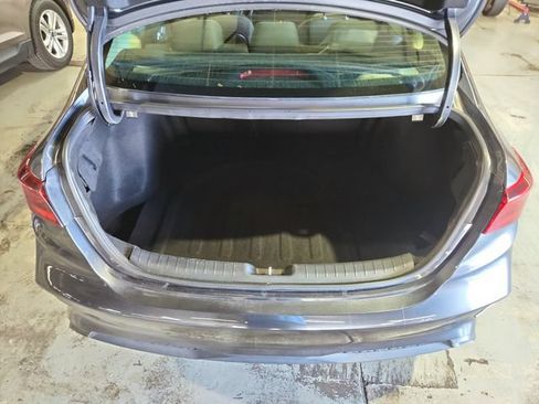 Used 2022 Kia Forte LXS FWD image 26
