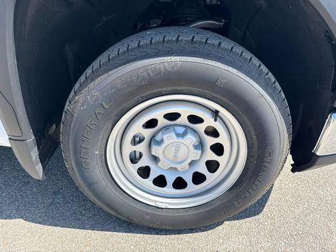 Used 2026 GMC Sierra 1500 Pro w/ Pro Value Package AWD/4WD image 6