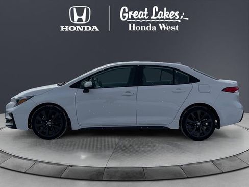 Used 2023 Toyota Corolla SE w/ Carpet Mat Package (TMS) image 2