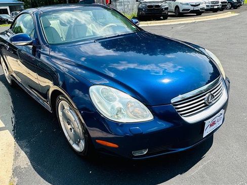 Used 2004 Lexus SC 430 Convertible image 8