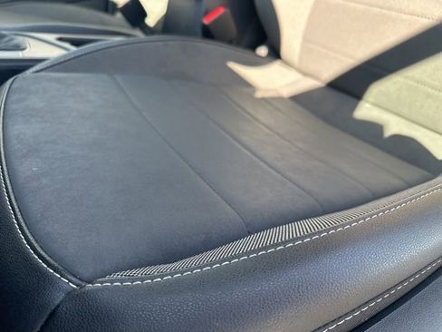 Used 2024 Volkswagen Taos SE image 12