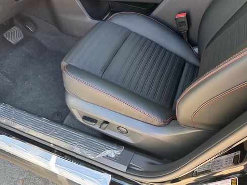 New 2026 Nissan Rogue Rock Creek image 18