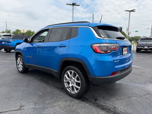 Used 2022 Jeep Compass Latitude AWD/4WD image 5
