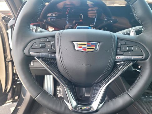 New 2026 Cadillac CT5 V w/ Technology Package RWD image 10