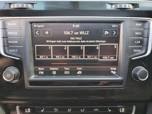 Used 2016 Volkswagen GTI Autobahn w/ Lighting Package (SEL) image 25