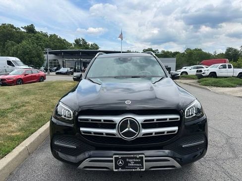 Used 2022 Mercedes-Benz GLS 450 4MATIC image 9
