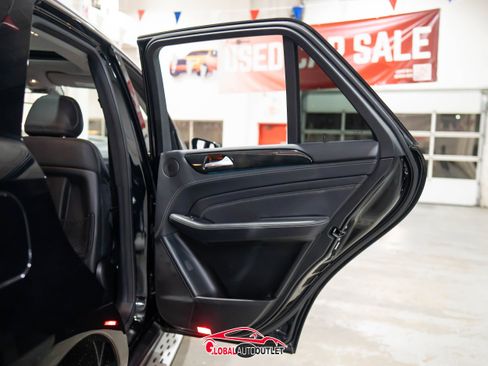 Used 2015 Mercedes-Benz ML 400 4MATIC image 45