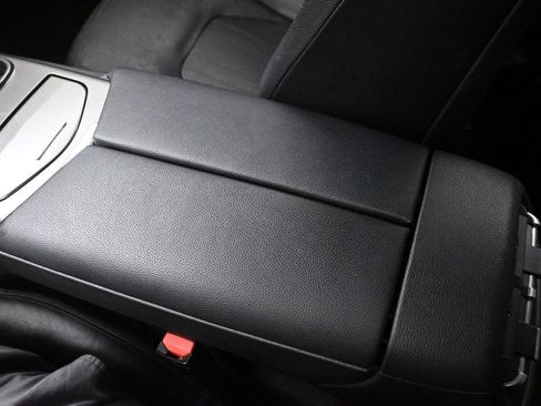 Used 2021 Maserati Ghibli S RWD image 38