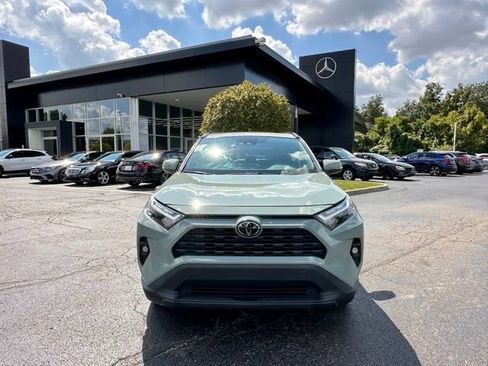 Used 2022 Toyota RAV4 XLE Premium AWD/4WD image 3