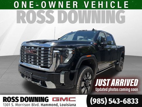 Used 2024 GMC Sierra 2500 Denali w/ Denali Reserve Package AWD/4WD image 1