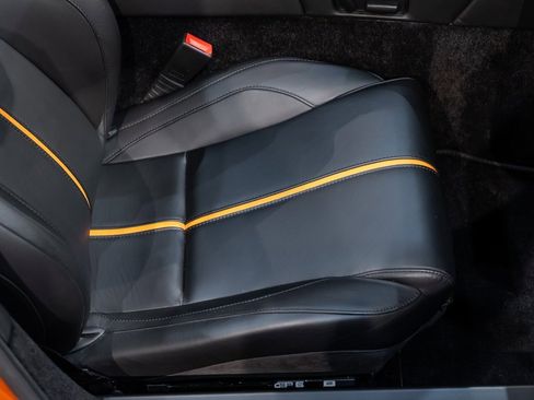 Used 2015 Aston Martin V12 Vantage S image 32