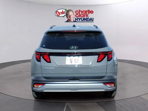 New 2026 Hyundai Tucson SEL FWD image 4