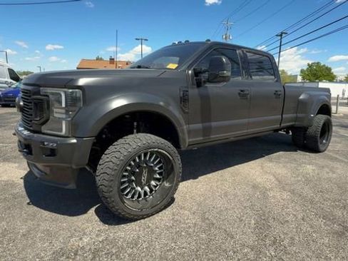 Used 2022 Ford F450 Platinum w/ FX4 Off-Road Package AWD/4WD image 4
