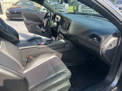 Used 2022 Dodge Challenger SXT w/ Plus Package RWD image 21