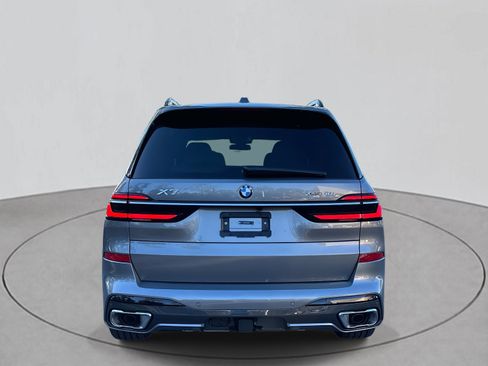 New 2026 BMW X7 xDrive40i w/ M Sport Package image 4