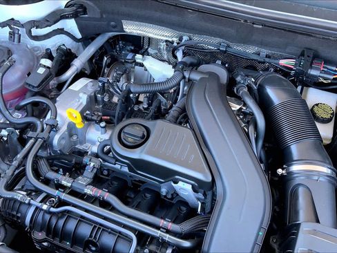 New 2026 Volkswagen Taos S AWD/4WD image 17