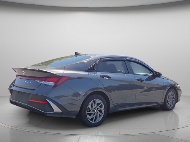 Used 2024 Hyundai Elantra SEL FWD image 7
