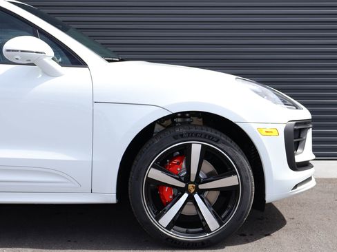 New 2026 Porsche Macan S AWD/4WD image 11