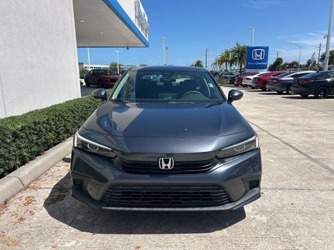 Used 2023 Honda Civic LX image 2
