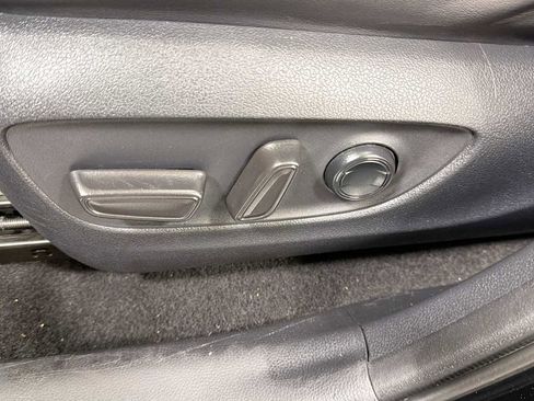 Used 2019 Toyota RAV4 XLE Premium w/ Cold Weather Package AWD/4WD image 14