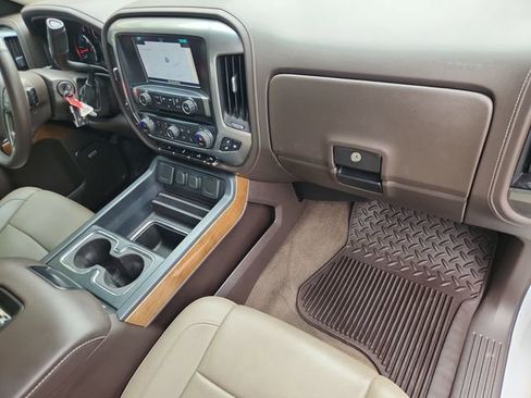 Used 2016 Chevrolet Silverado 1500 LTZ w/ LTZ Plus Package image 28