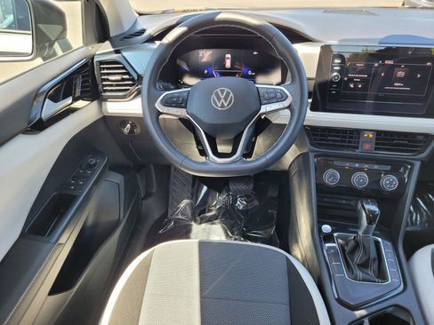 Certified 2025 Volkswagen Taos S FWD image 17