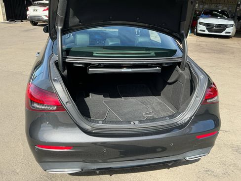 Used 2023 Mercedes-Benz E 450 4MATIC Sedan image 25