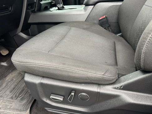 Used 2018 Ford F150 XLT w/ Equipment Group 302A Luxury AWD/4WD image 13