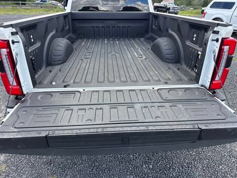 Used 2026 Ford F350 Platinum AWD/4WD image 6