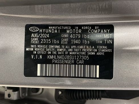 New 2025 Hyundai Elantra Limited image 38