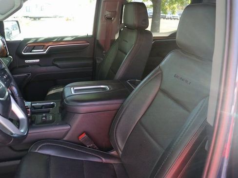 Used 2022 GMC Sierra 1500 Denali w/ Denali Reserve Package image 18
