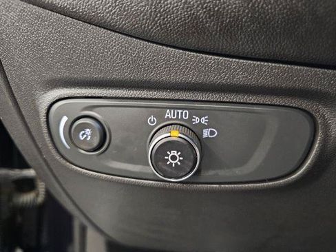 Used 2020 Chevrolet Equinox LT FWD image 15