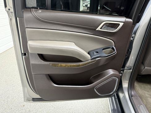 Used 2019 GMC Yukon XL Denali w/ Open Road Package AWD/4WD image 39