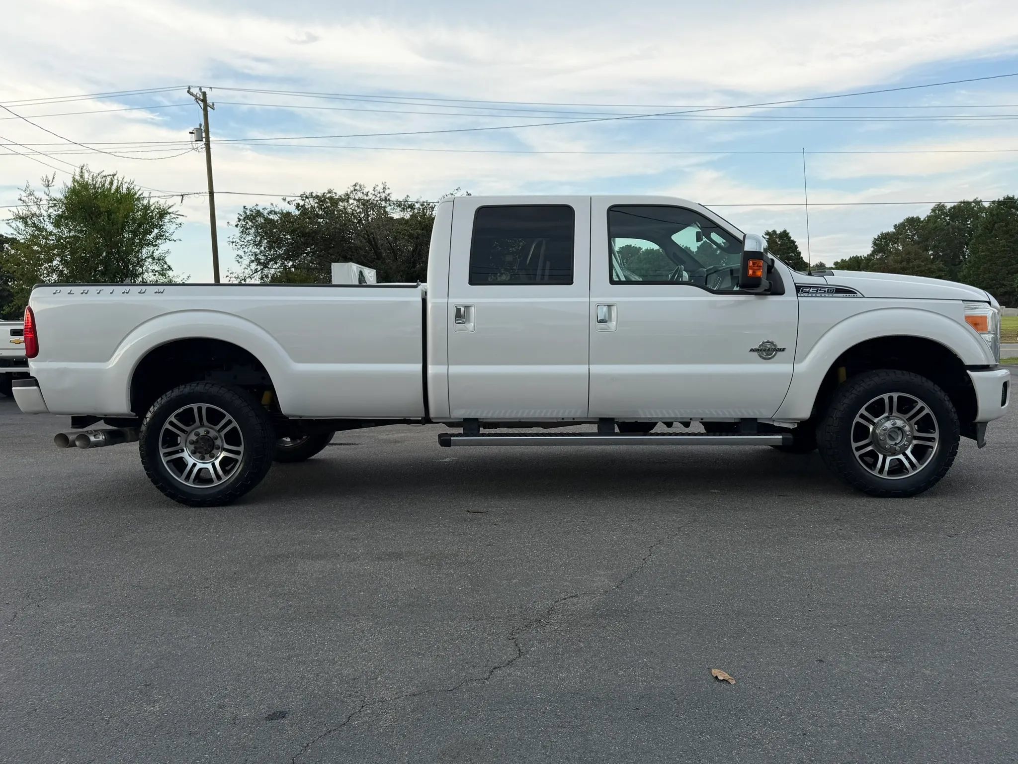 Used 2015 Ford F350 Platinum w/ FX4 Off-Road Package AWD/4WD image 3