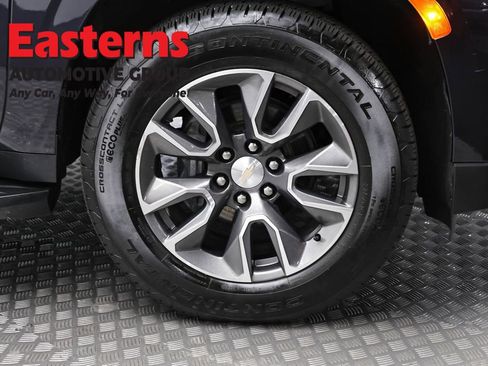 Used 2022 Chevrolet Tahoe LT w/ Luxury Package AWD/4WD image 35