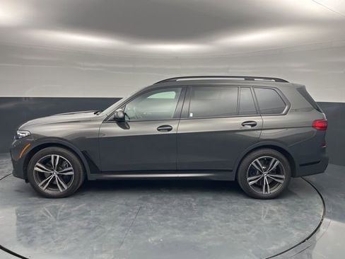 Used 2022 BMW X7 M50i w/ Dynamic Handling Package AWD/4WD image 4