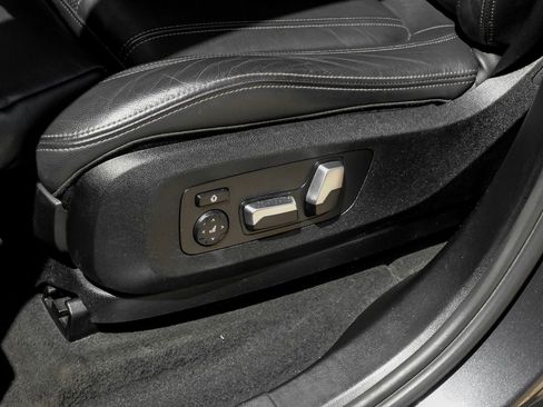 Used 2020 BMW X5 xDrive40i w/ M Sport Package AWD/4WD image 41